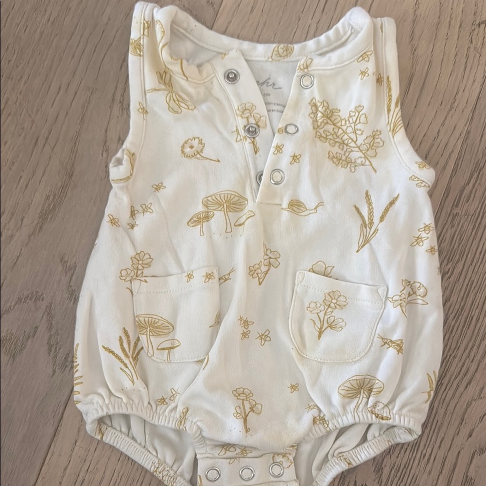Pehr Nature Print Baby Romper - White and Gold